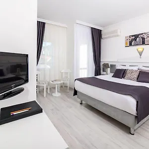 Seray Marmaris